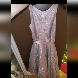 Girls dress